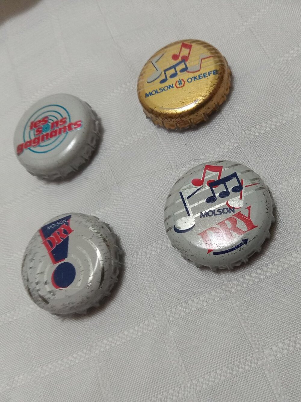 Set of 4 strong magnets handmade from glass bottle caps